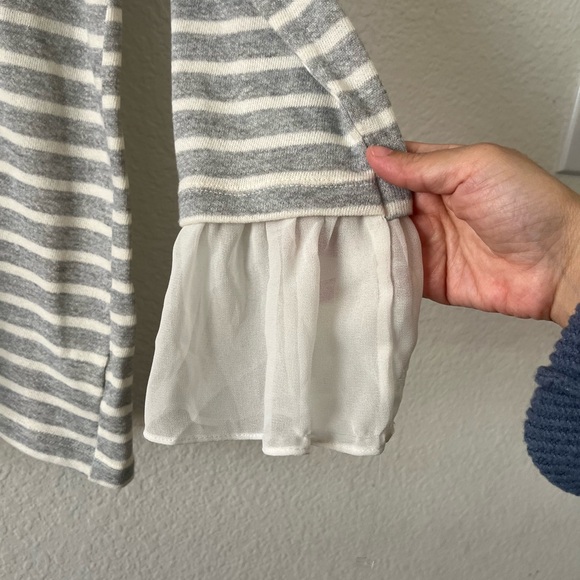 NEW Pleione Stripe Anthropologie Ruffle Sleeve blouse medium - Picture 4 of 4